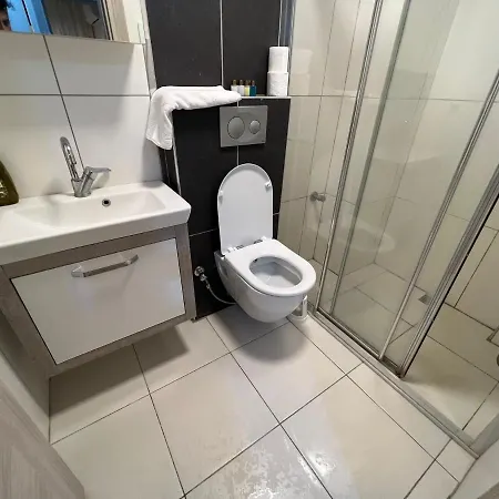 Merkezi Konumda Konyaalti Sahiline 3km, Uc Kapilara 7 Km '14' Appartement *